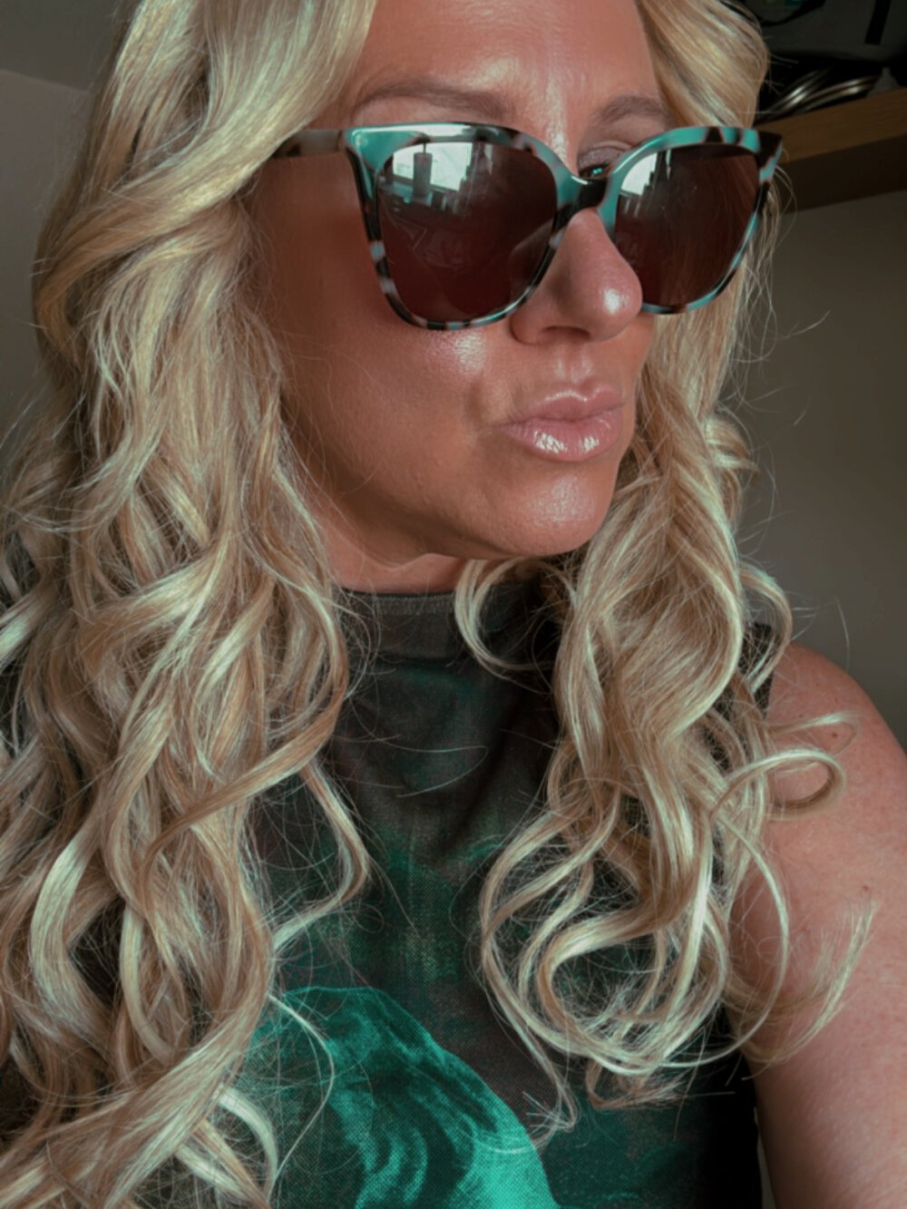 MelodyMaker_UK Chatroom