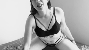 Mia-love-03