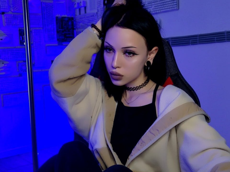 MiaCain Chatroom