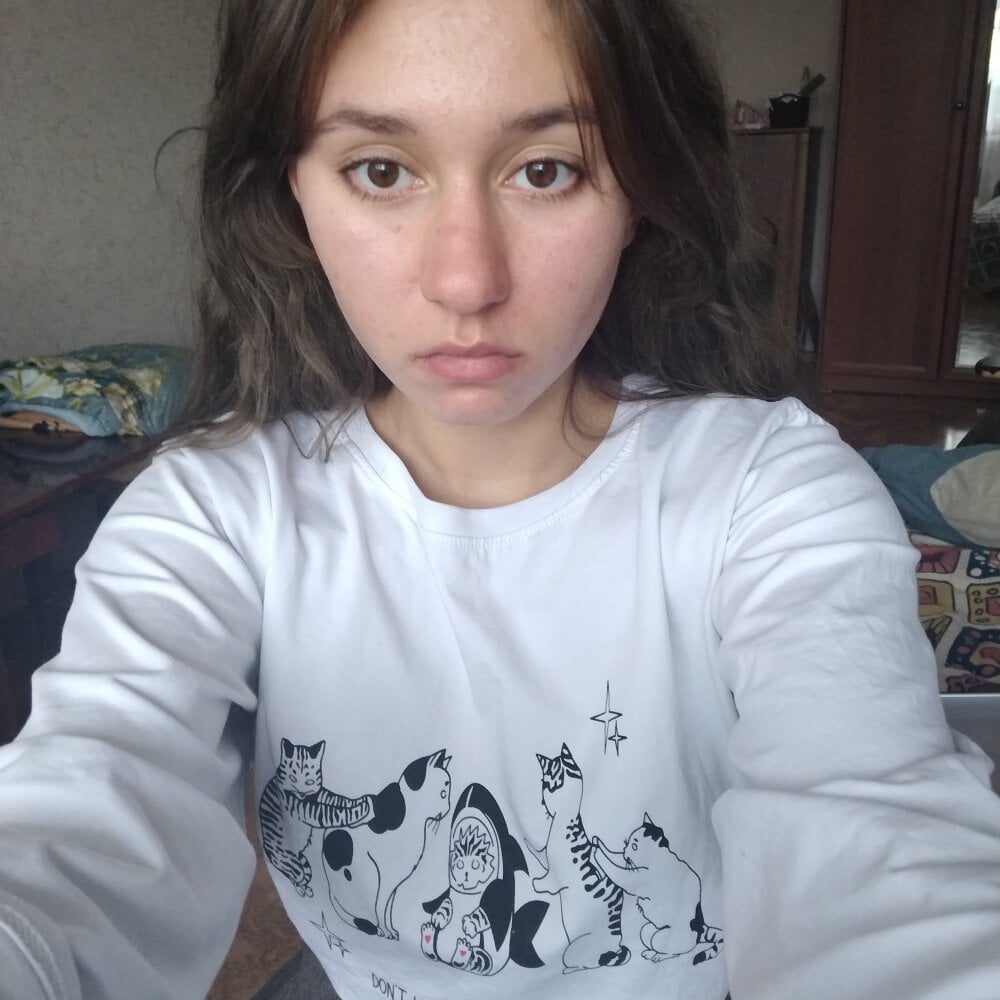 MiaLovelyOne Chatroom