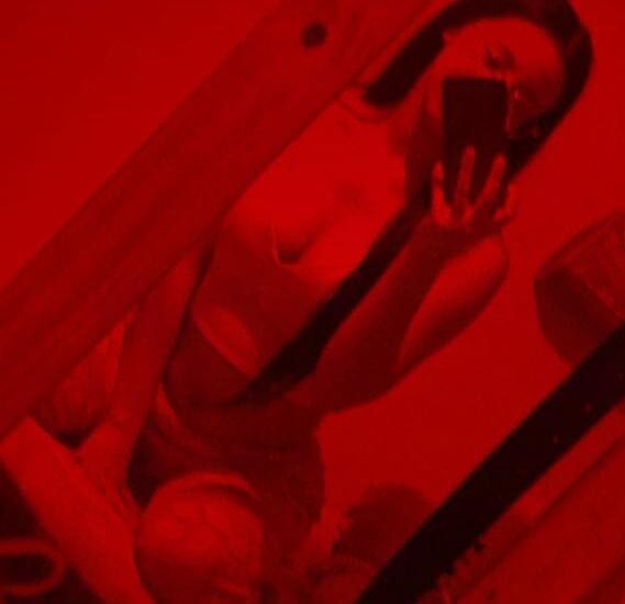 Mia_Collins2 Chatroom