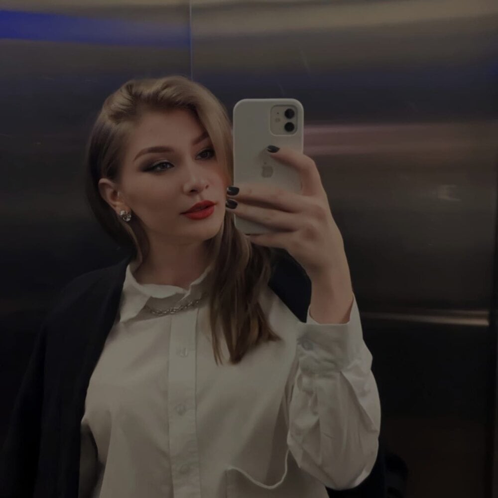 Mia_Kendal Chatroom
