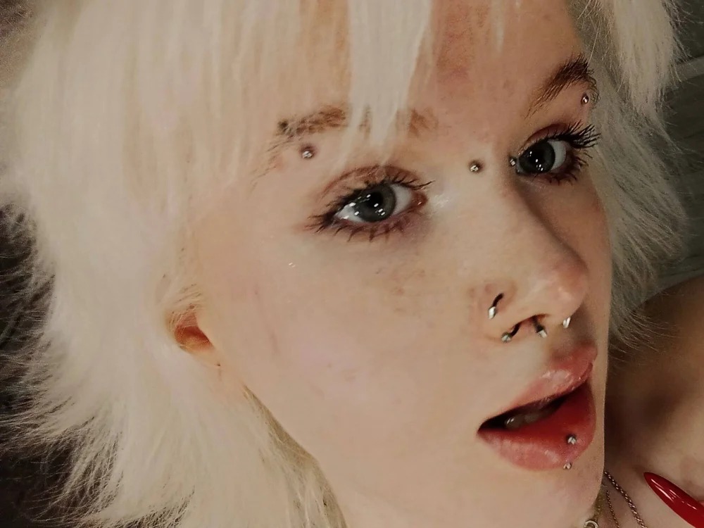 Mia_WaterFall Chatroom