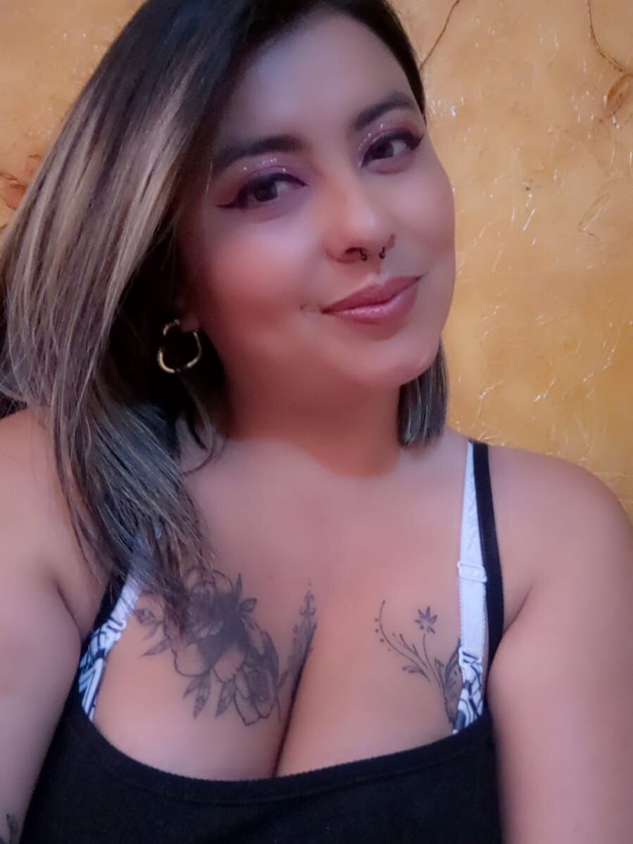 Miamelhot_ Chatroom