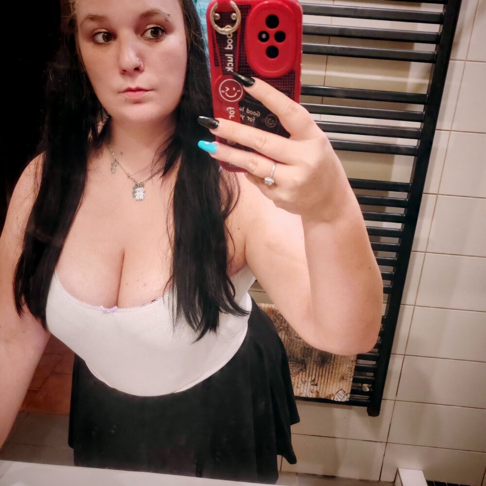 Michaela1994 Chatroom