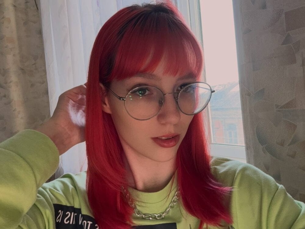 Midnight_Secret Chatroom