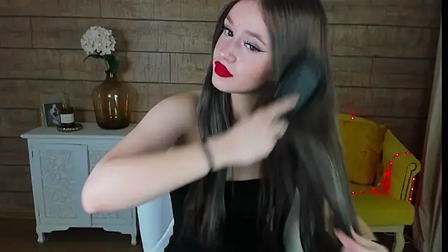 MilanaBalmain Chatroom