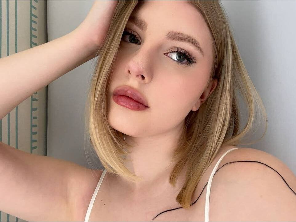 MildredSanchez Chatroom