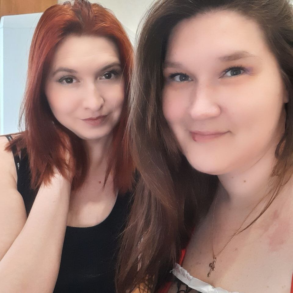 Milly_Diana Chatroom