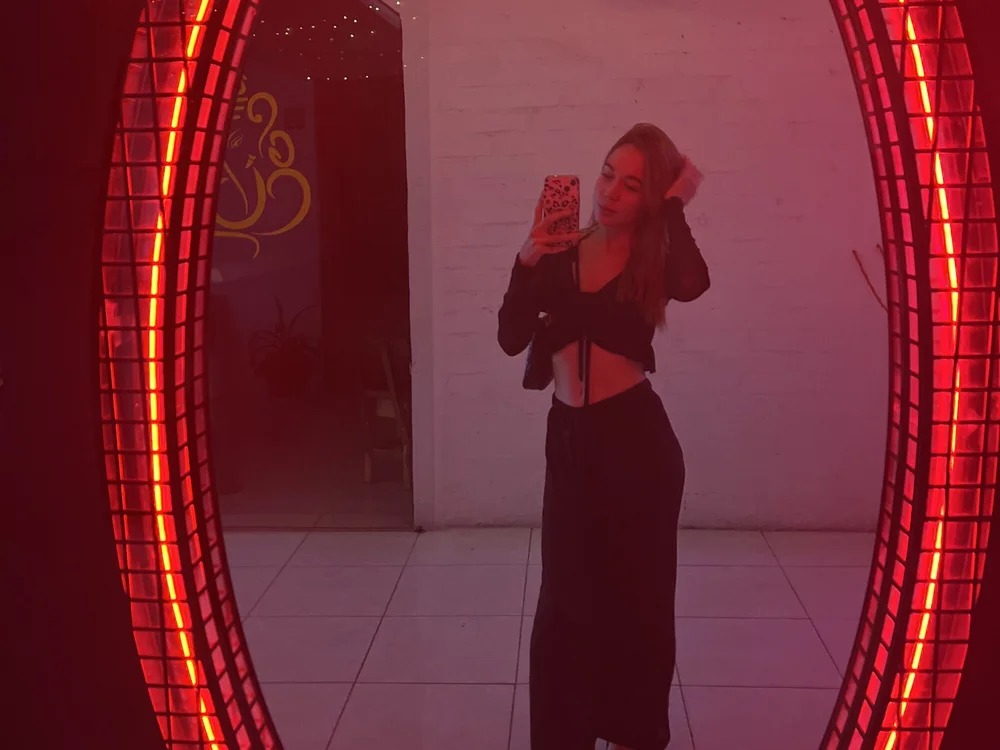 MiniDolls_ Chatroom