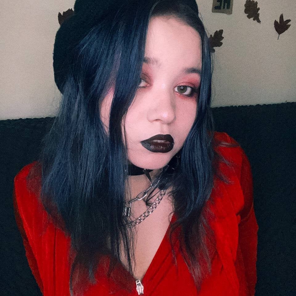 Mira_Fyre Chatroom