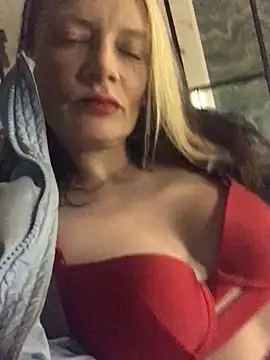 MissAmber21 Chatroom