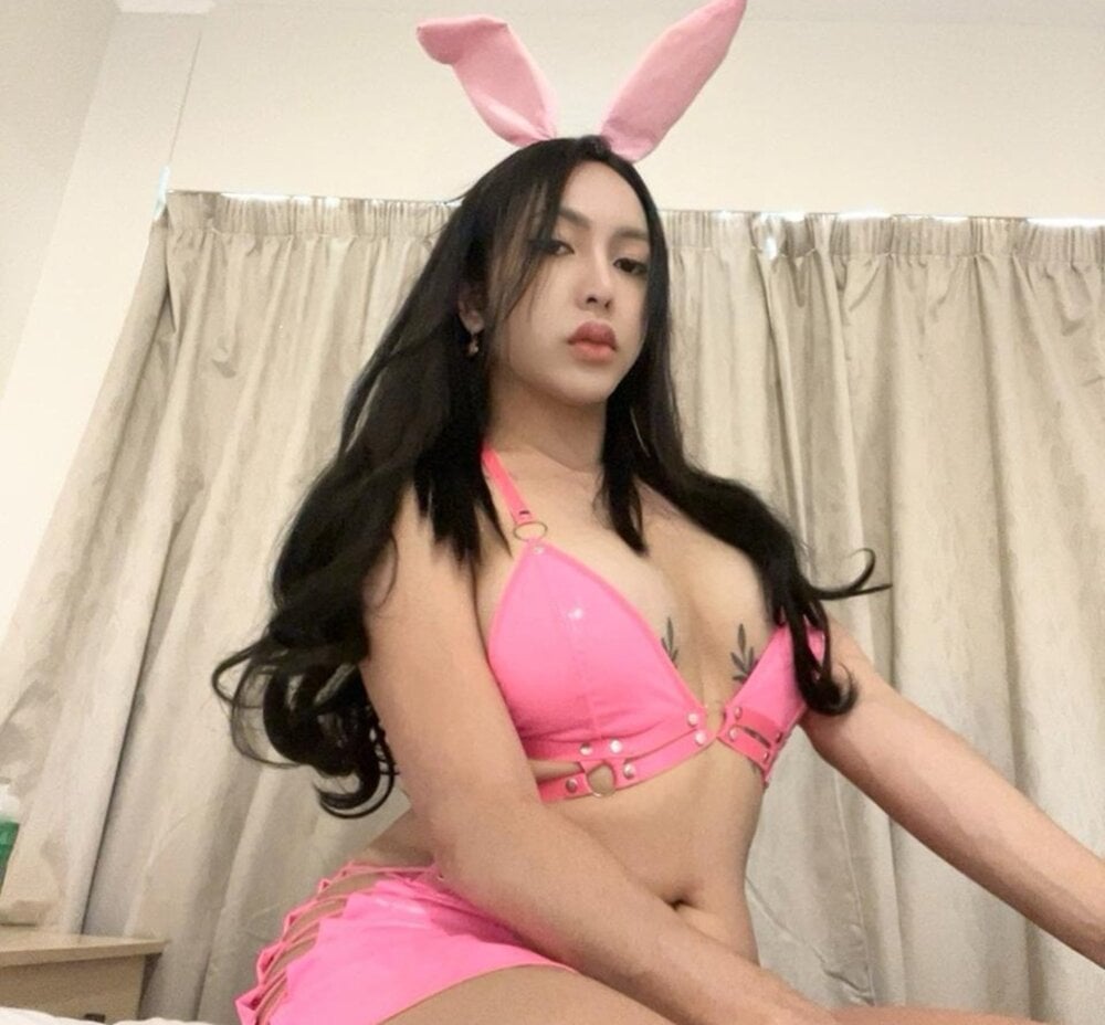 MissAsianKitty Chatroom