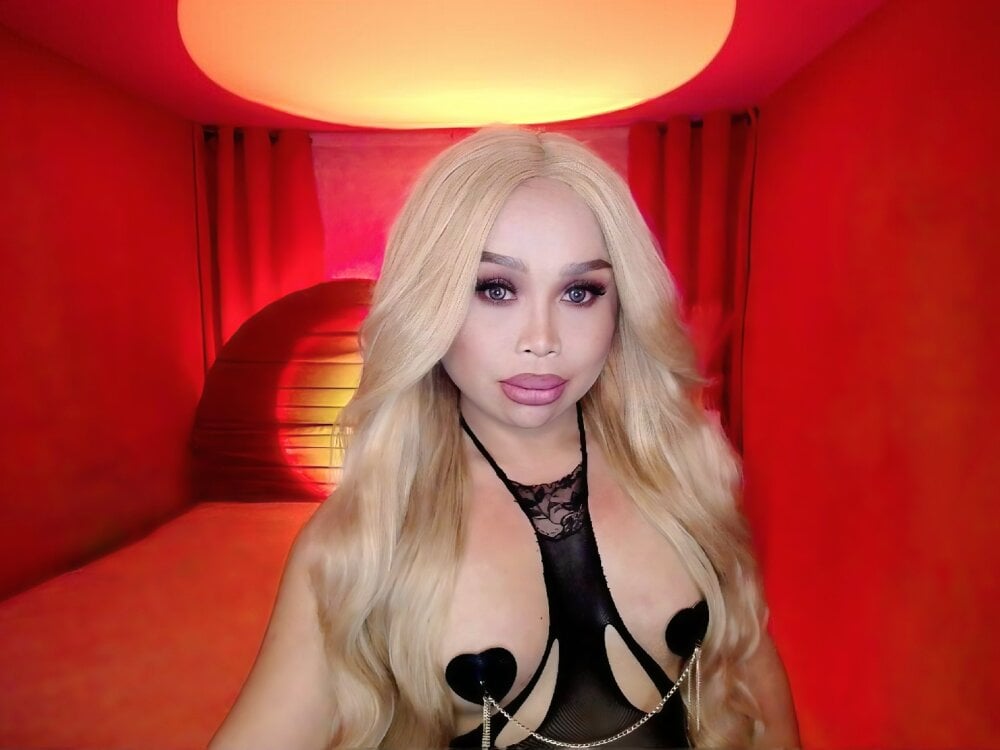 MissChannelX Chatroom