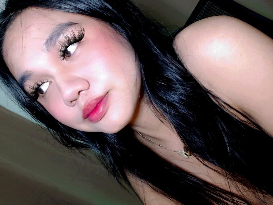 Miss_Heather Chatroom