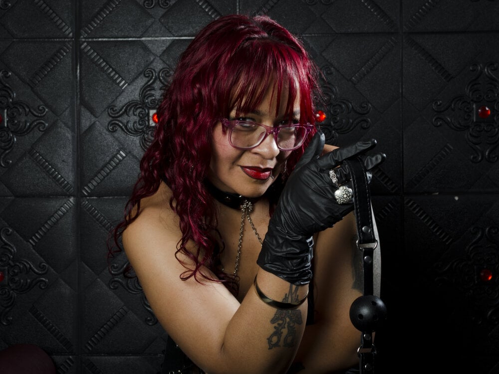 Miss_Mirandaa Chatroom