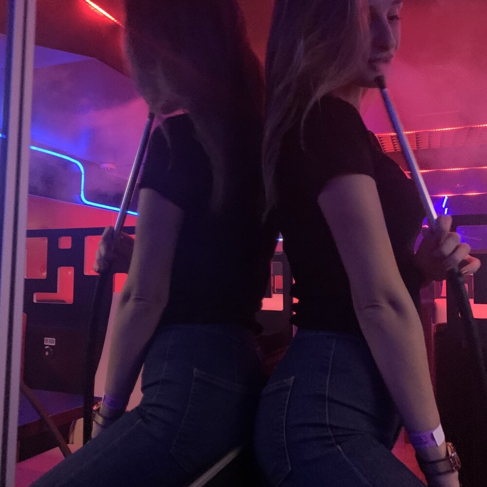 Miss_Sun_Shine Chatroom