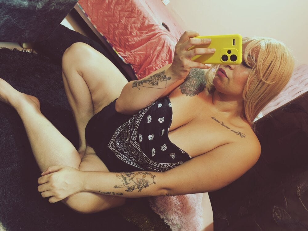 Missa__amane Chatroom