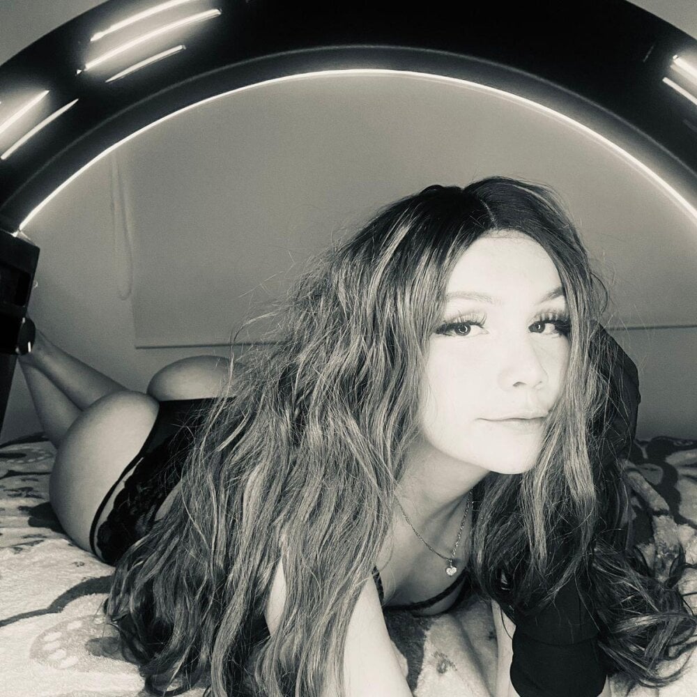 Missdaphne- Chatroom