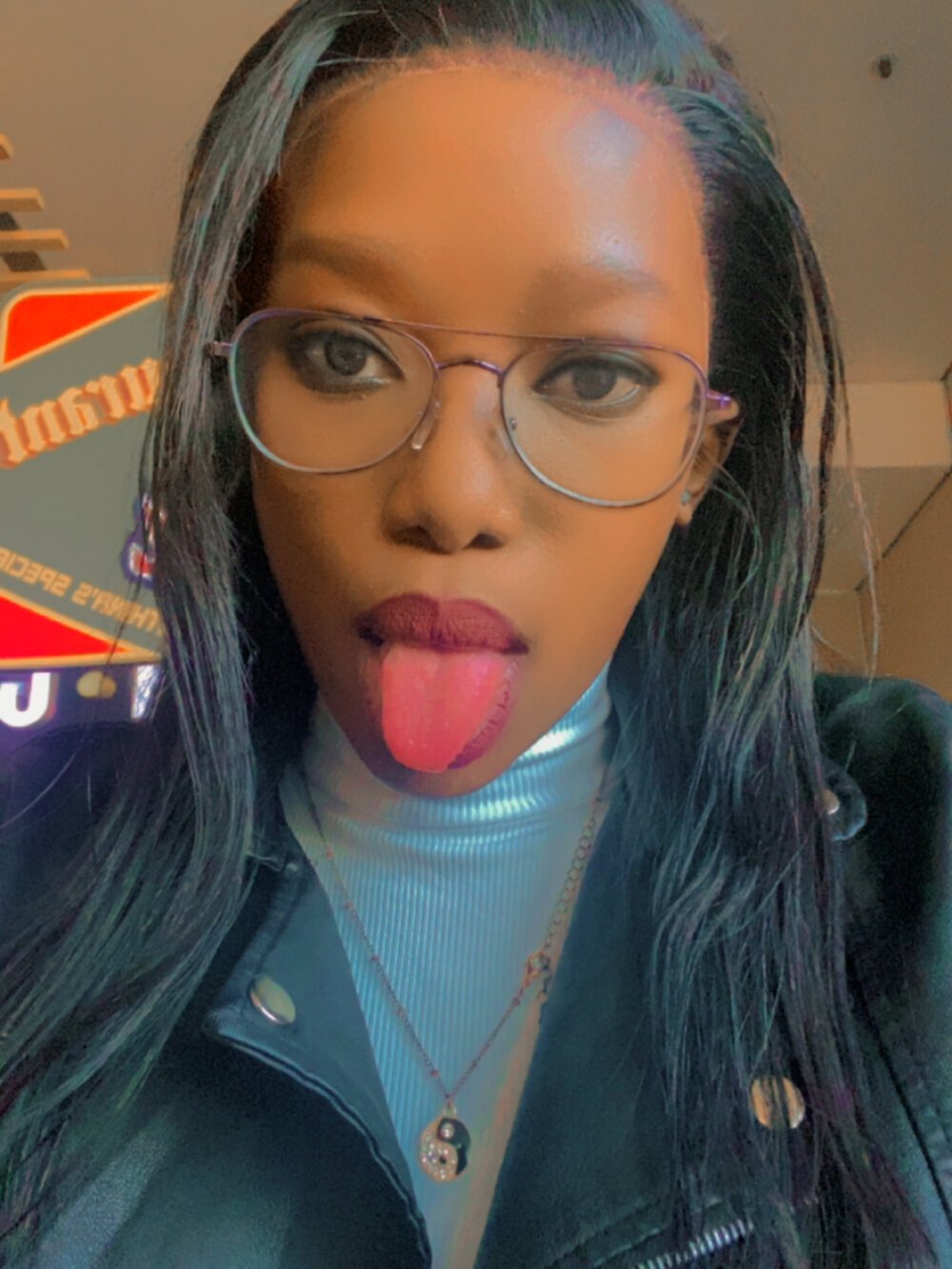 MistressAphrodite Chatroom