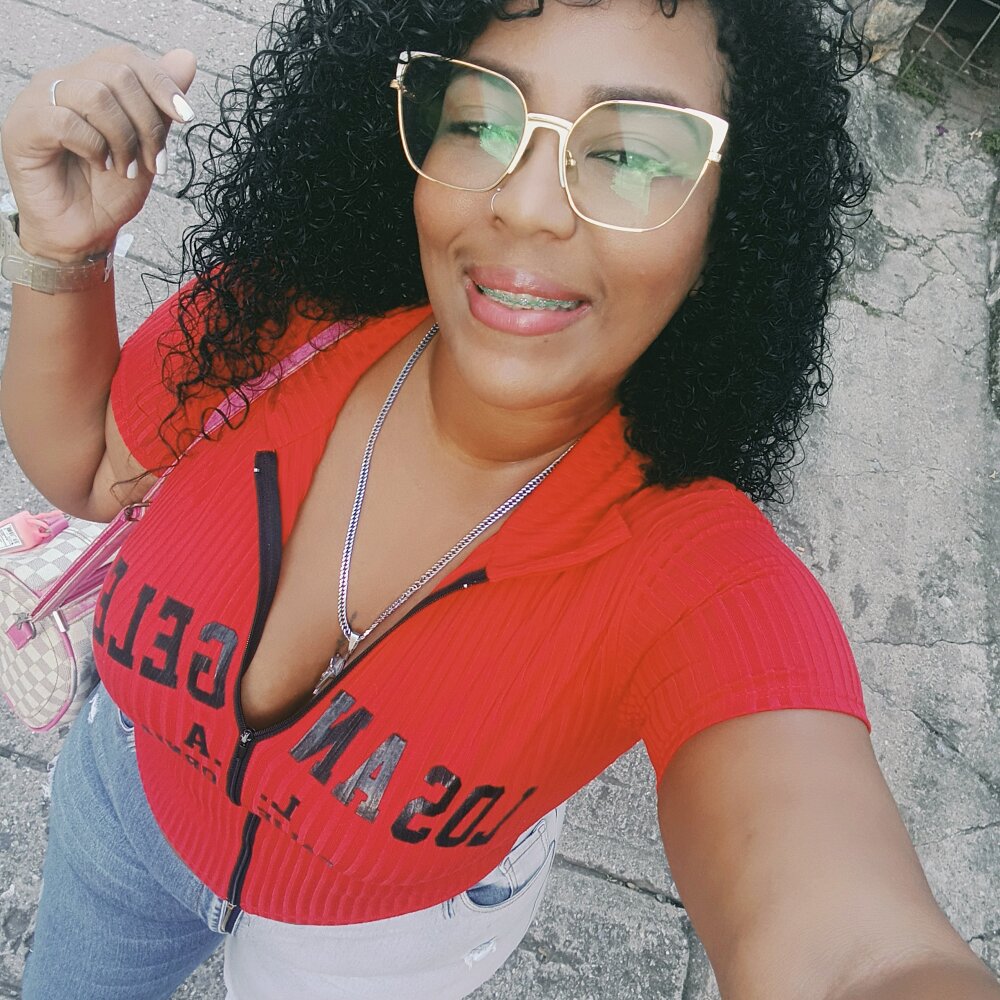 Morena95hot- Chatroom