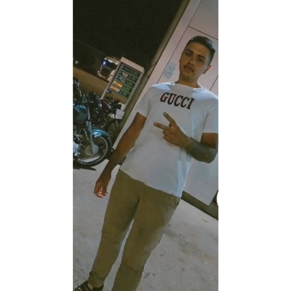 MorenoCasusl Chatroom