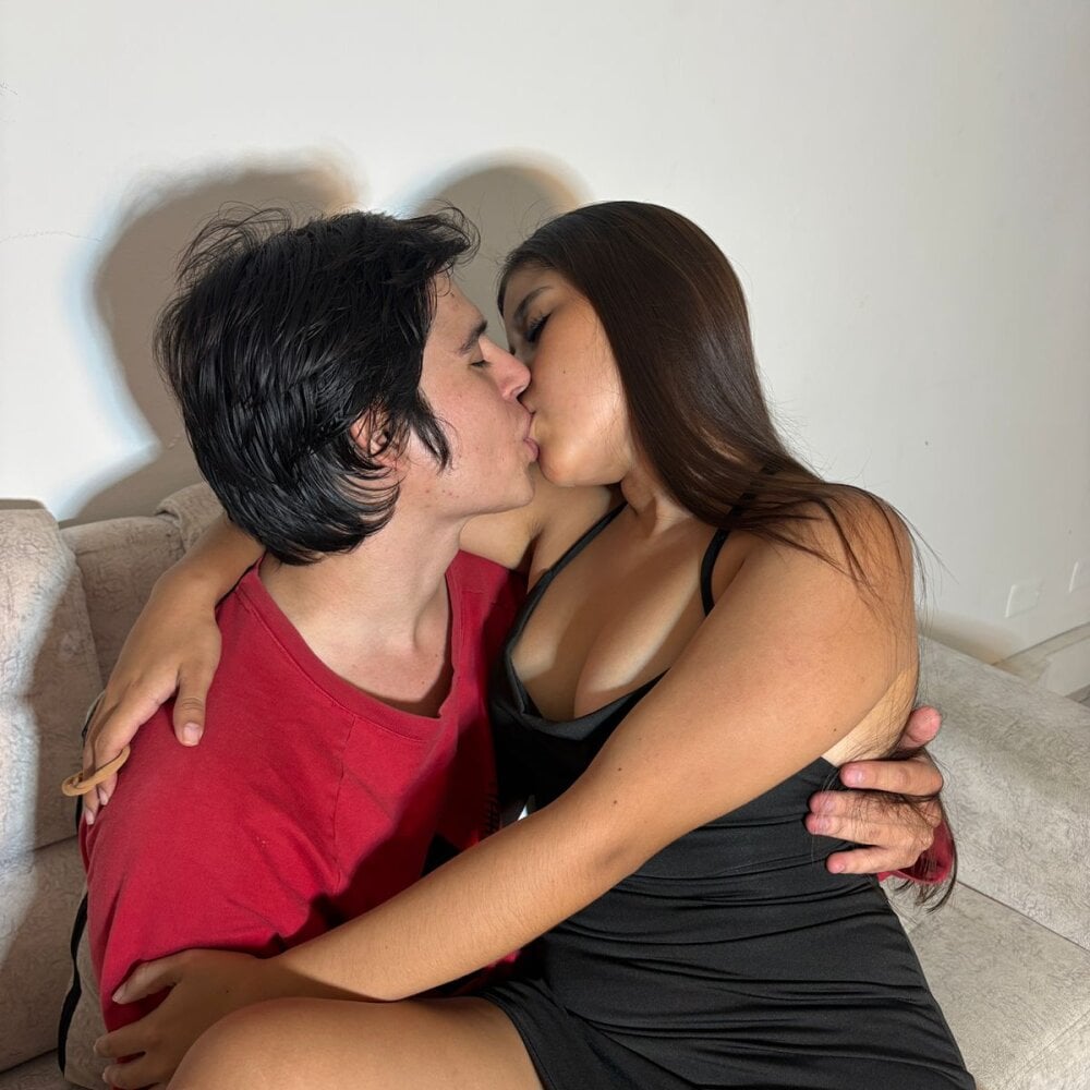 Mr_increible_elastigirl Chatroom