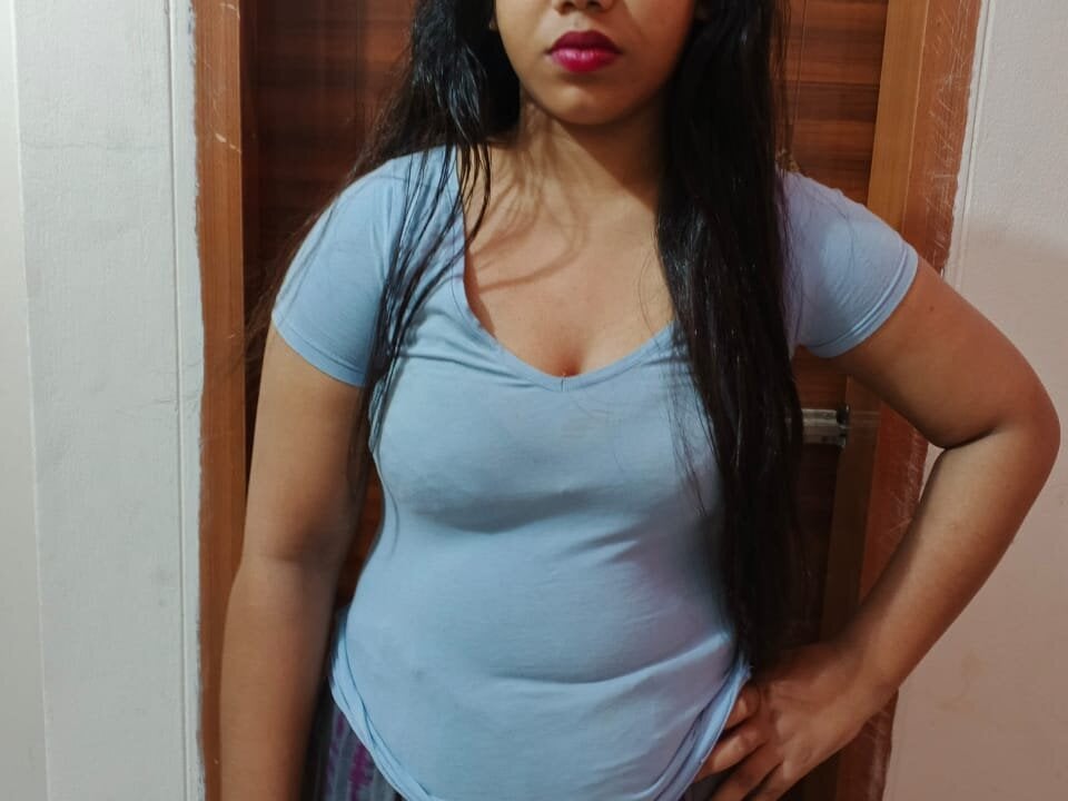 Ms_Neha_Quyen_25 Chatroom