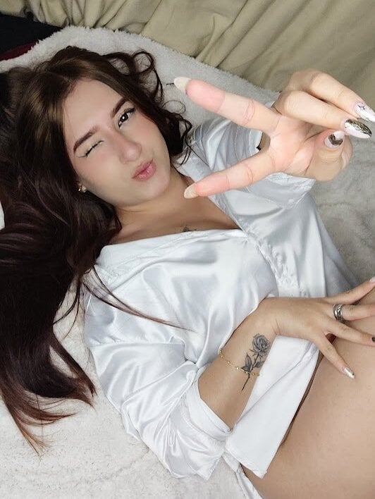 Mysticdoll69_ Chatroom