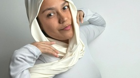 Nadia_hasbun