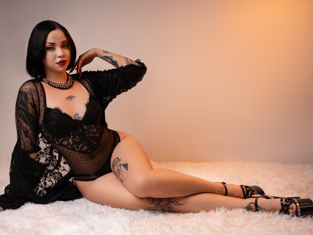 NaiaWhisper Chatroom