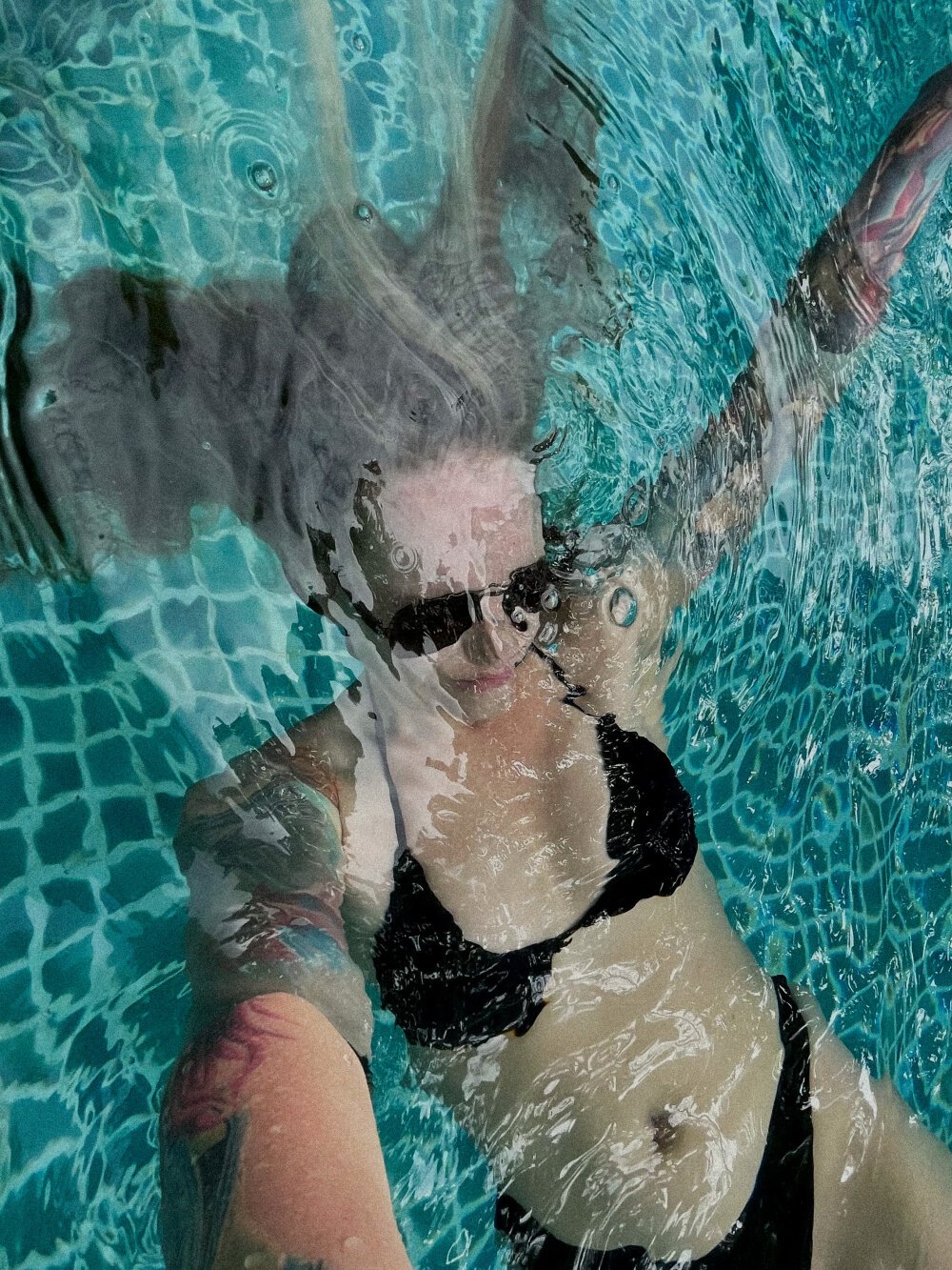 NakedFlowerHelena Chatroom