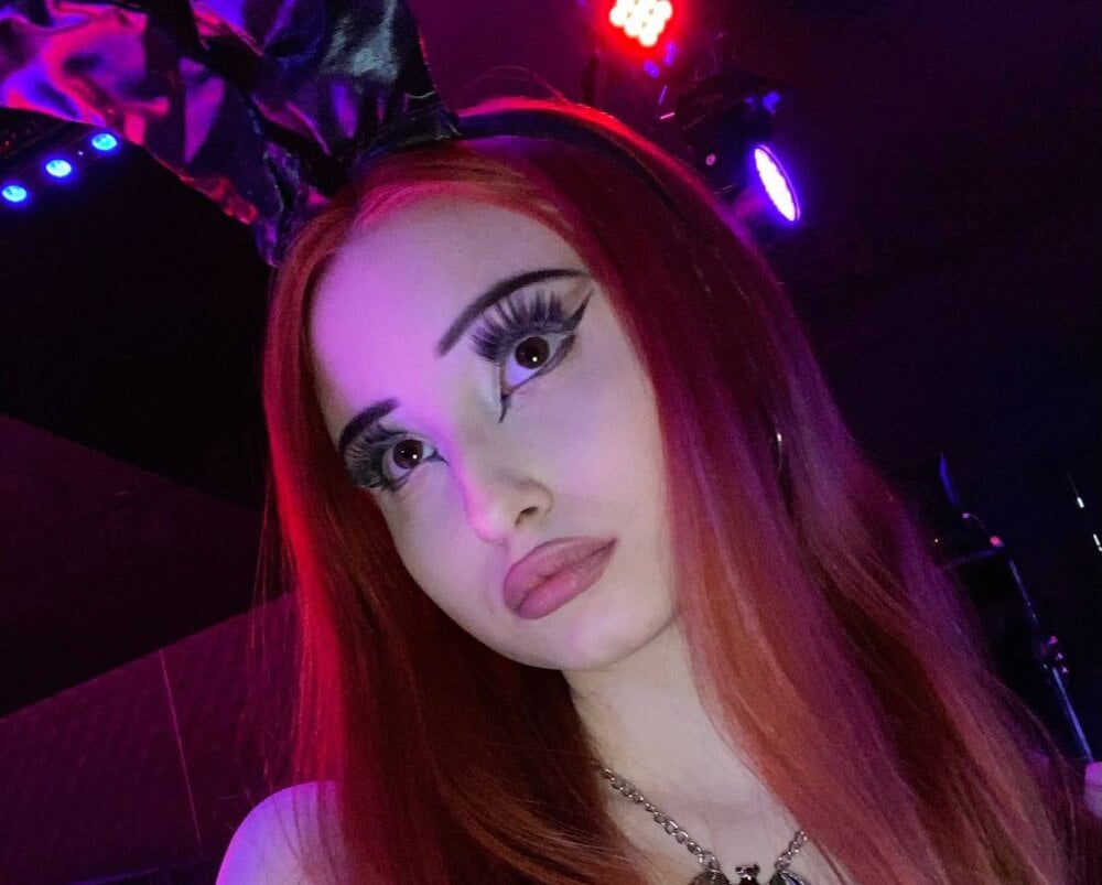 Naomi_Harvey Chatroom