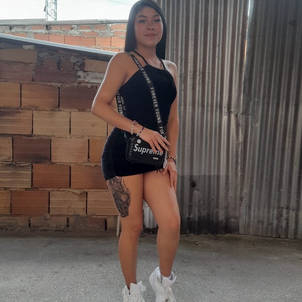 NataliePetite3x Chatroom