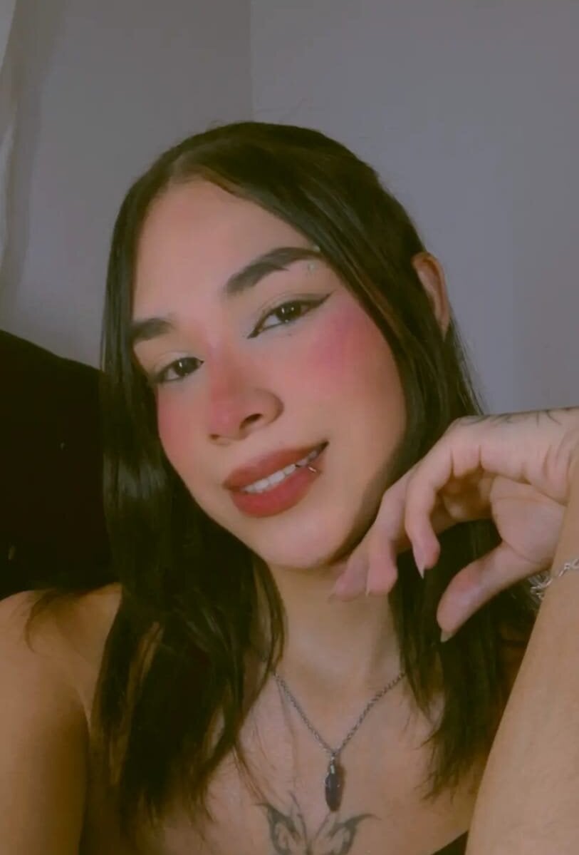 NathaliaPaz_ Chatroom