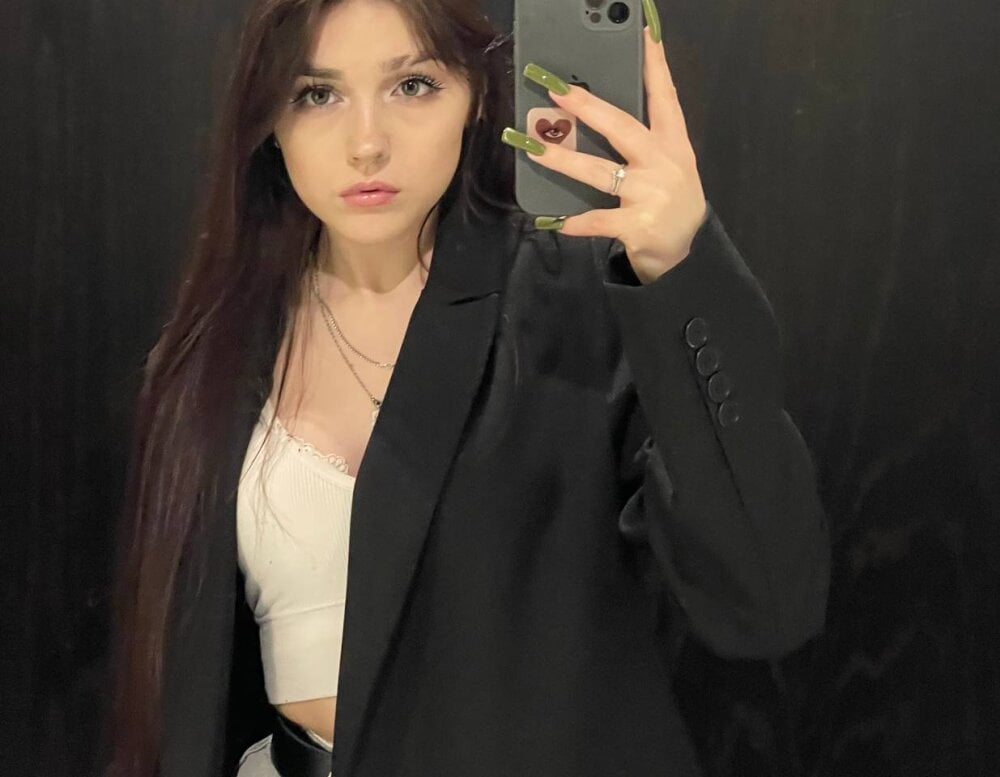 NatishaAlpern Chatroom