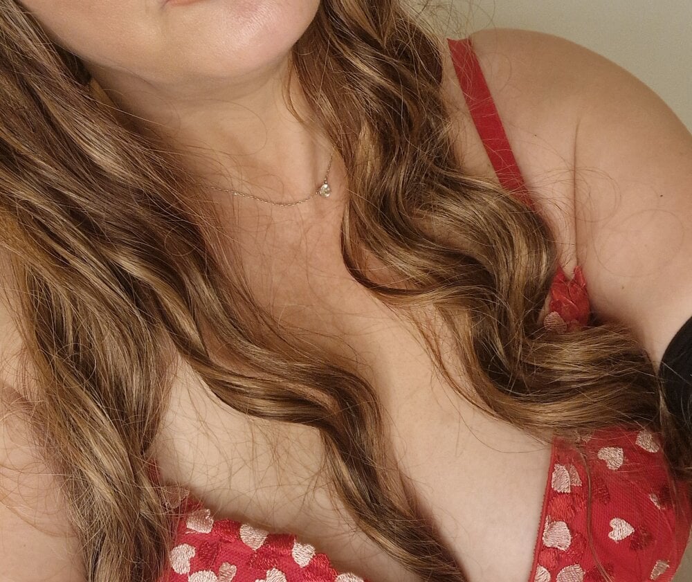 NaturalBeexx Chatroom