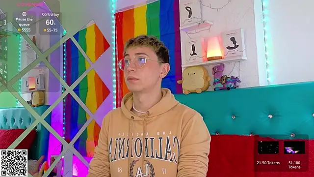 Naughty__Chriss Chatroom