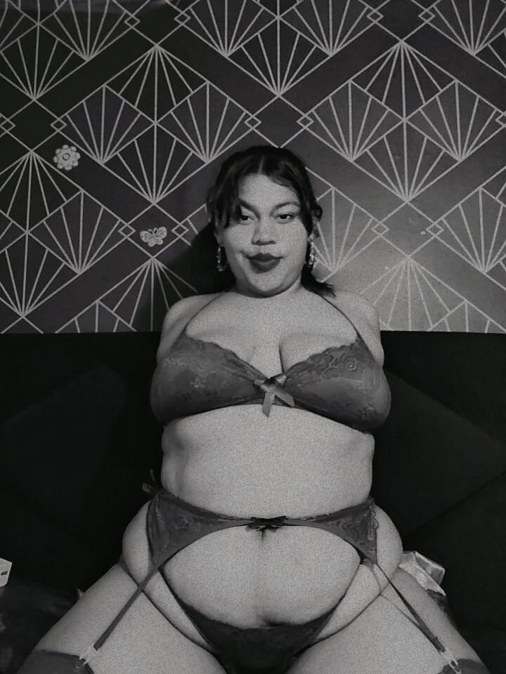 NayaraHinny Chatroom