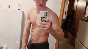 NicoDavisOfficial