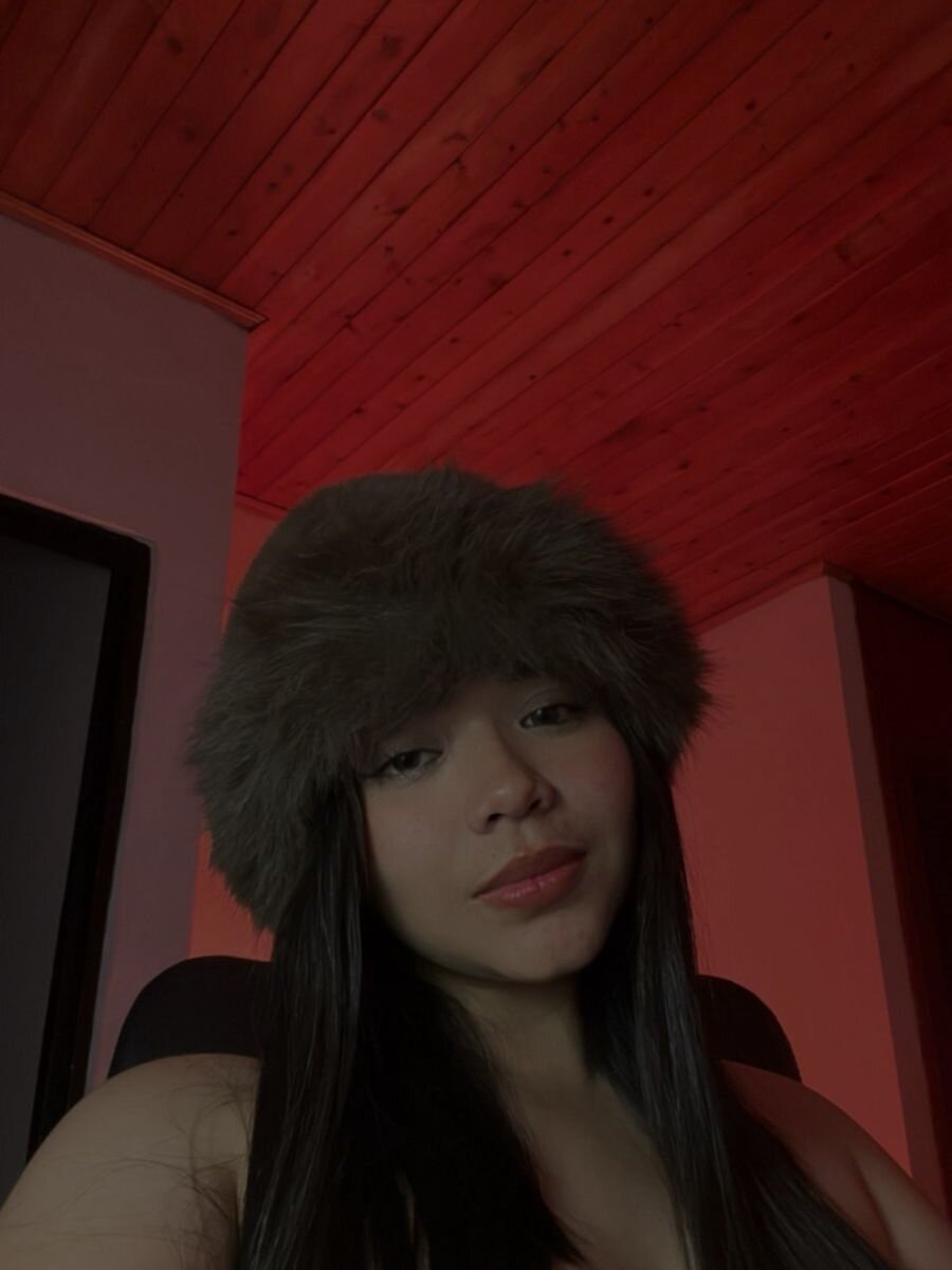 NikaVelvet1 Chatroom