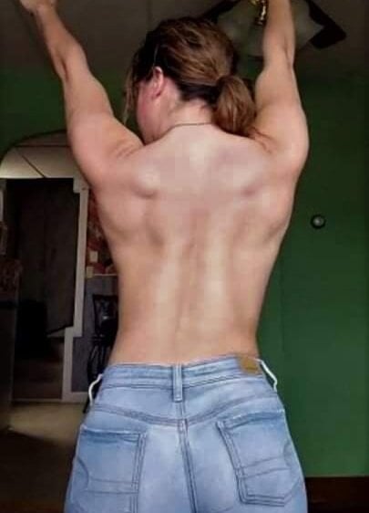 Nikki_Torres Chatroom