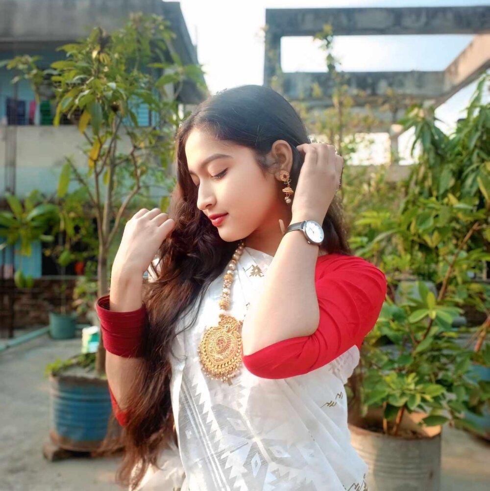 Nilanjona-Ray Chatroom