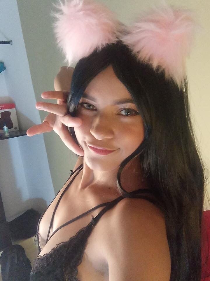 Nina_keller_ Chatroom