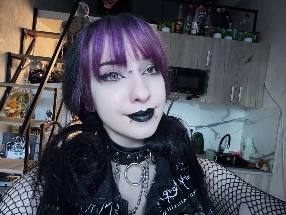 Nixelle Chatroom