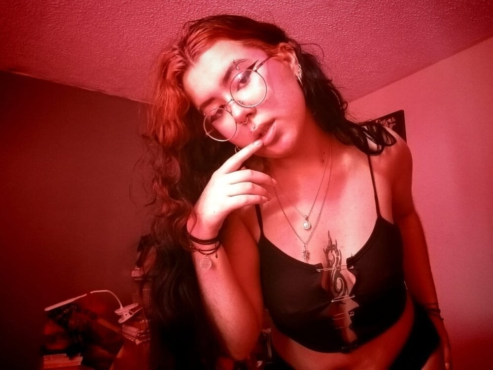 Nyxie_chan1 Chatroom