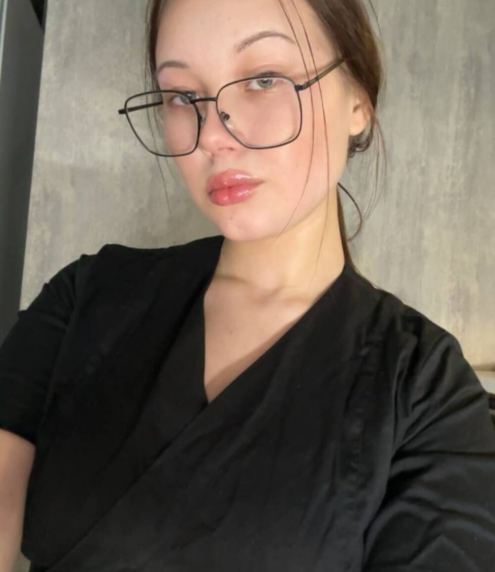 OliviaMoon_24 Chatroom