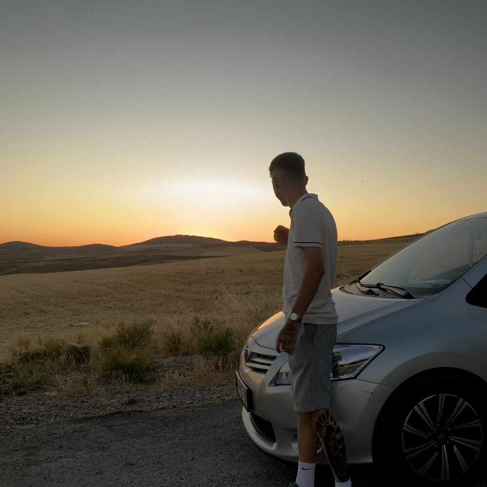 Otuzbiryazari Chatroom