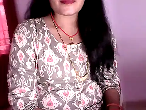 PRIYA_JAAN05 Chatroom