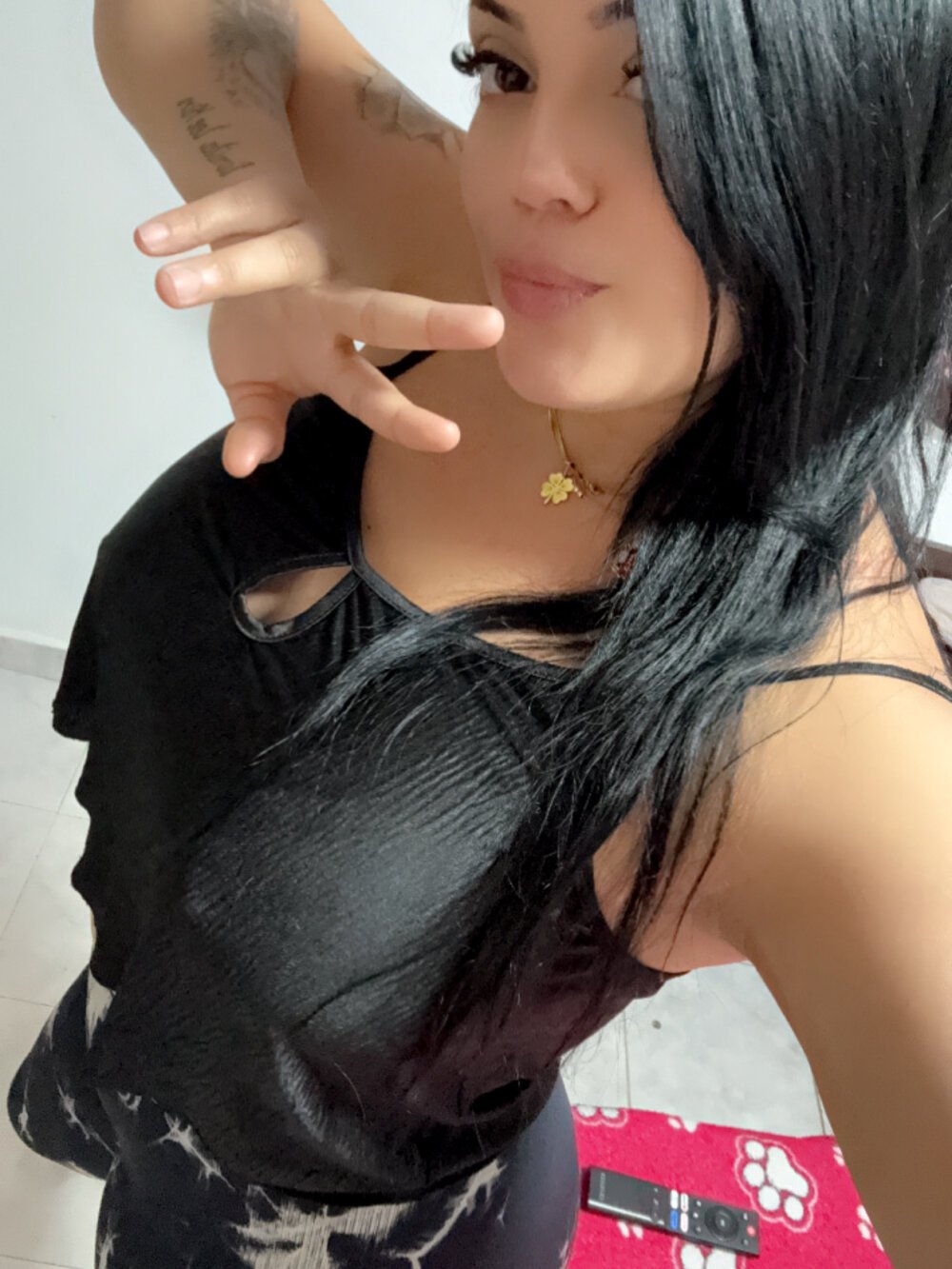 PaolaSexSquirt Chatroom